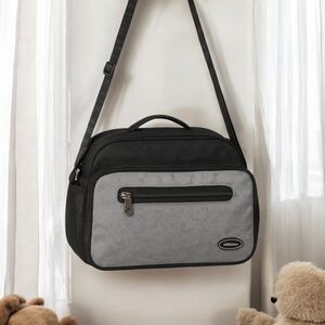 Eddie Bauer Black & Gray Travel Duffel Multi Use Lining Pockets Zippered EUC